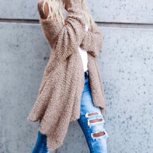 Sweaters - 1LEFT❌5 🌟RATED❤️  👀😊CUDDLE ME🔴soft sweater